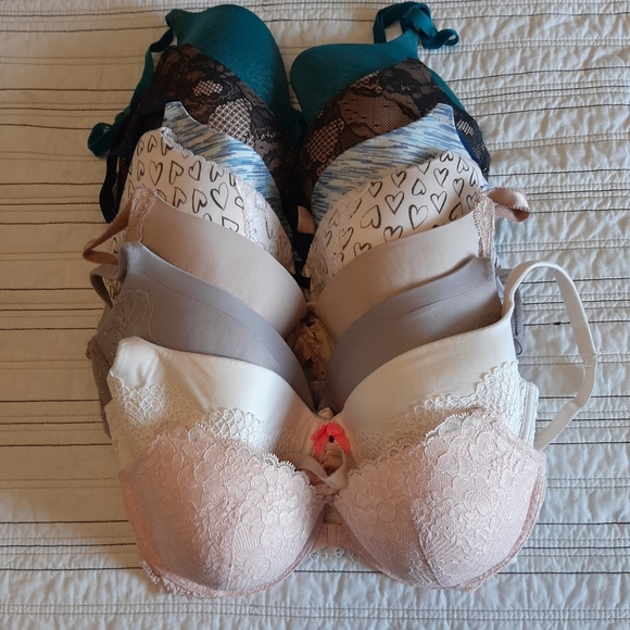 Victoria Secret Bundle - Picture 1 of 4